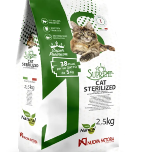 Supreme Cat Sterilized crocchette per gatti sterilizzati Nuova Fattoria sacco da 2,5 kg