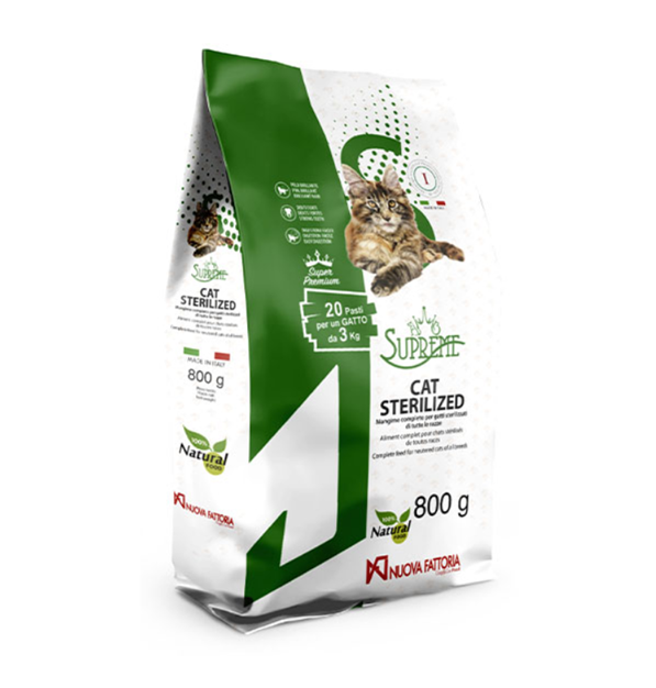 Supreme Cat Sterilized crocchette per gatti sterilizzati Nuova Fattoria sacco da 800 g
