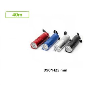 Torcia LED portatile in alluminio, disponibile nei colori rosso, blu, argento e nero con portata fino a 40 metri